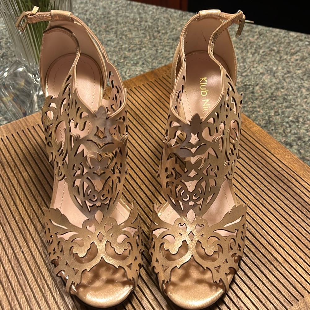Klub Nico size 36 Laser cut heels